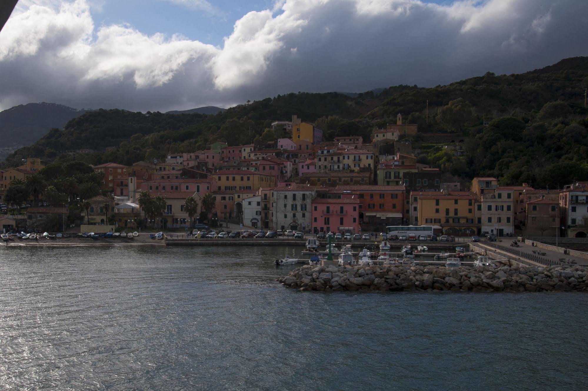 ホテル Casa San Giuseppe - Isola D'Elba カーヴォ エクステリア 写真